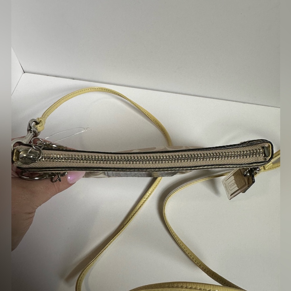 Coach Poppy Y2K Yellow Leather and Khaki Jacquard Signature Mini Crossbody - EUC - Picture 8 of 17